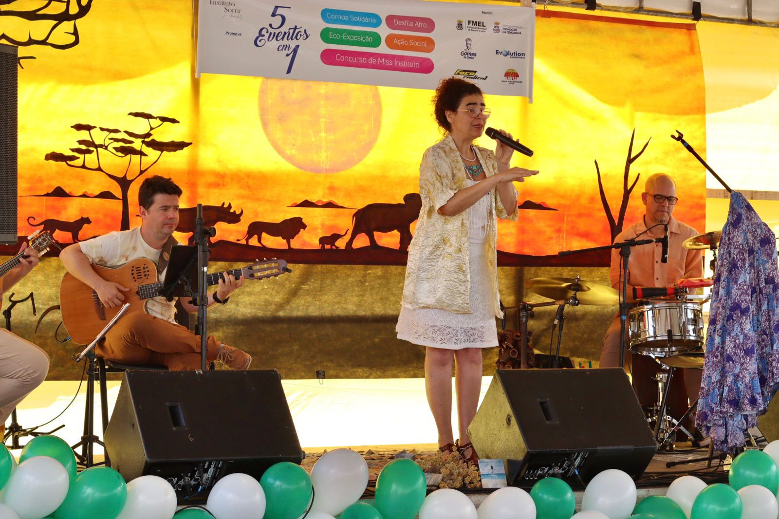 FCC - Fundação Catarinense de Cultura - Almir Sater e banda